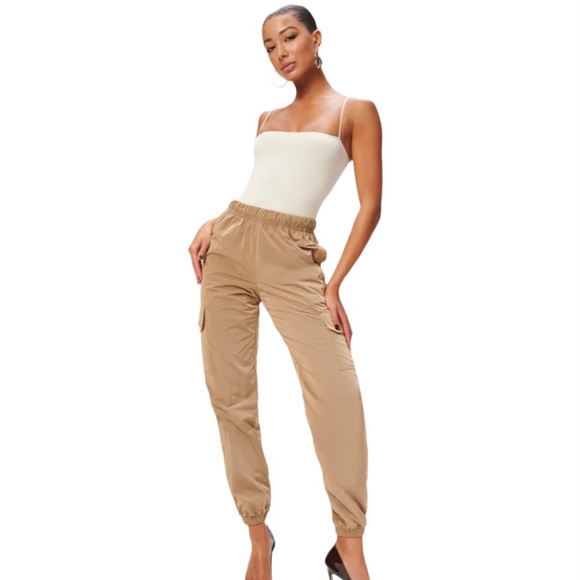 Good American Essential Shine Boyfriend Cargo Pants Putty Size 1 Small High Rise - Picture 11 of 11